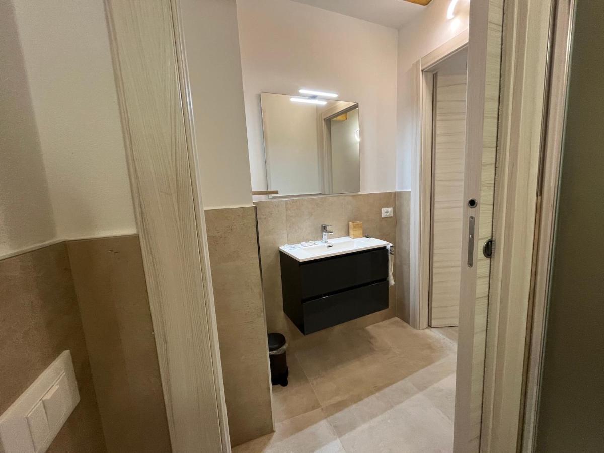 Anfite Apartments Santa Maria Desenzano del Garda Bagian luar foto