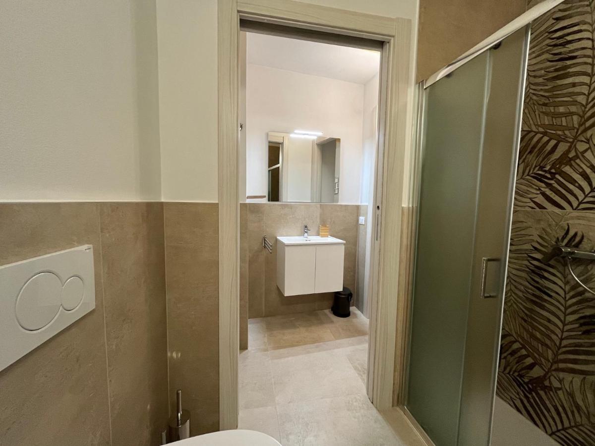Anfite Apartments Santa Maria Desenzano del Garda Bagian luar foto